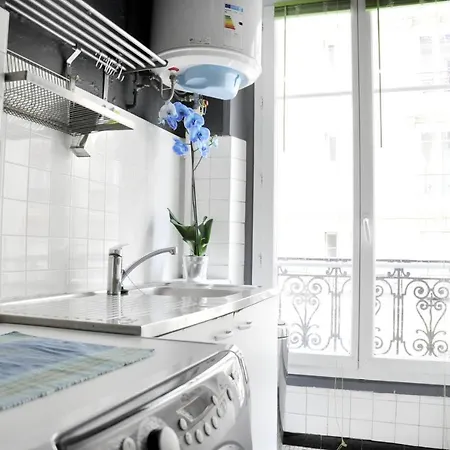 Hostnfly - Charming Appt Close To Sacre Coeur *